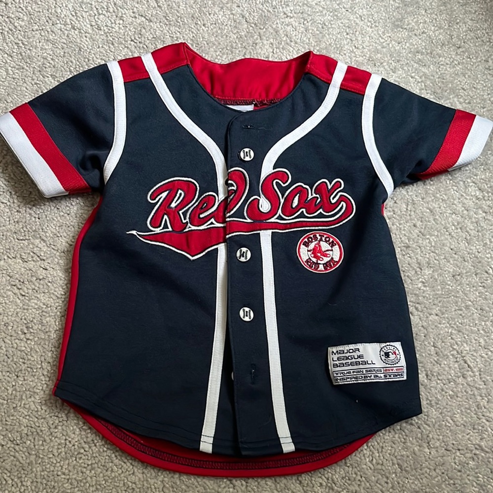 Red Sox Baseball Tee and free cargo shorts